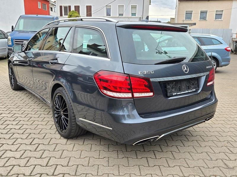 Gebraucht Mercedes E350 252 PS (185 kW) 2013 Grau Kombi
