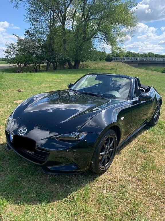 Gebraucht Mazda MX5 Exclusive-Line 131 PS (96 kW) 2018 Schwarz Cabrio
