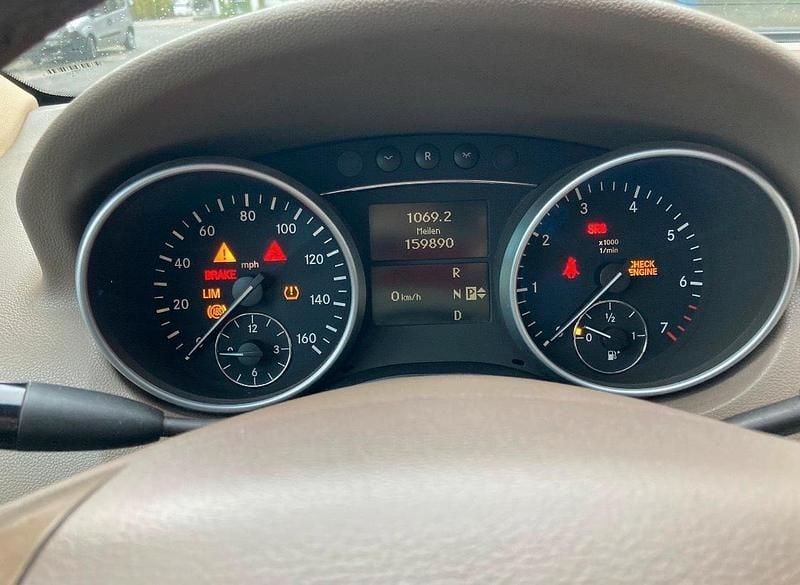 Gebraucht Mercedes ML350 272 PS (200 kW) 2007 Schwarz SUV