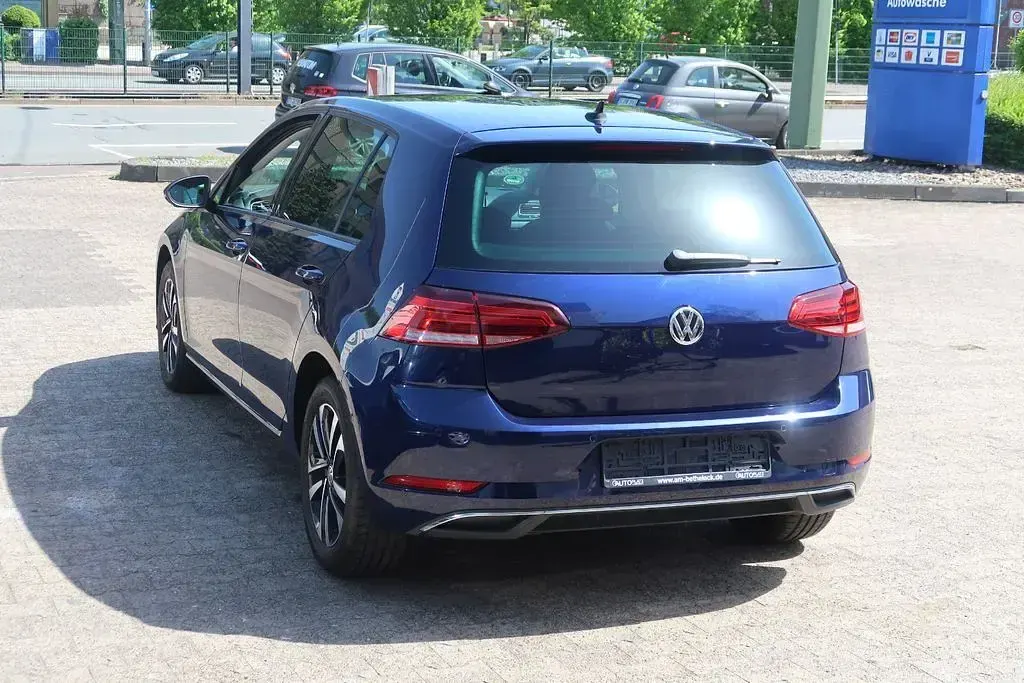 Gebraucht VW Golf VII IQ Drive 150 PS (110 kW) 2019 Blau Limousine