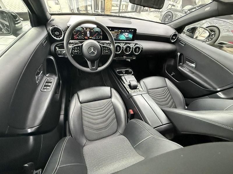 Gebraucht Mercedes A220 190 PS (139 kW) 2021 Schwarz Limousine