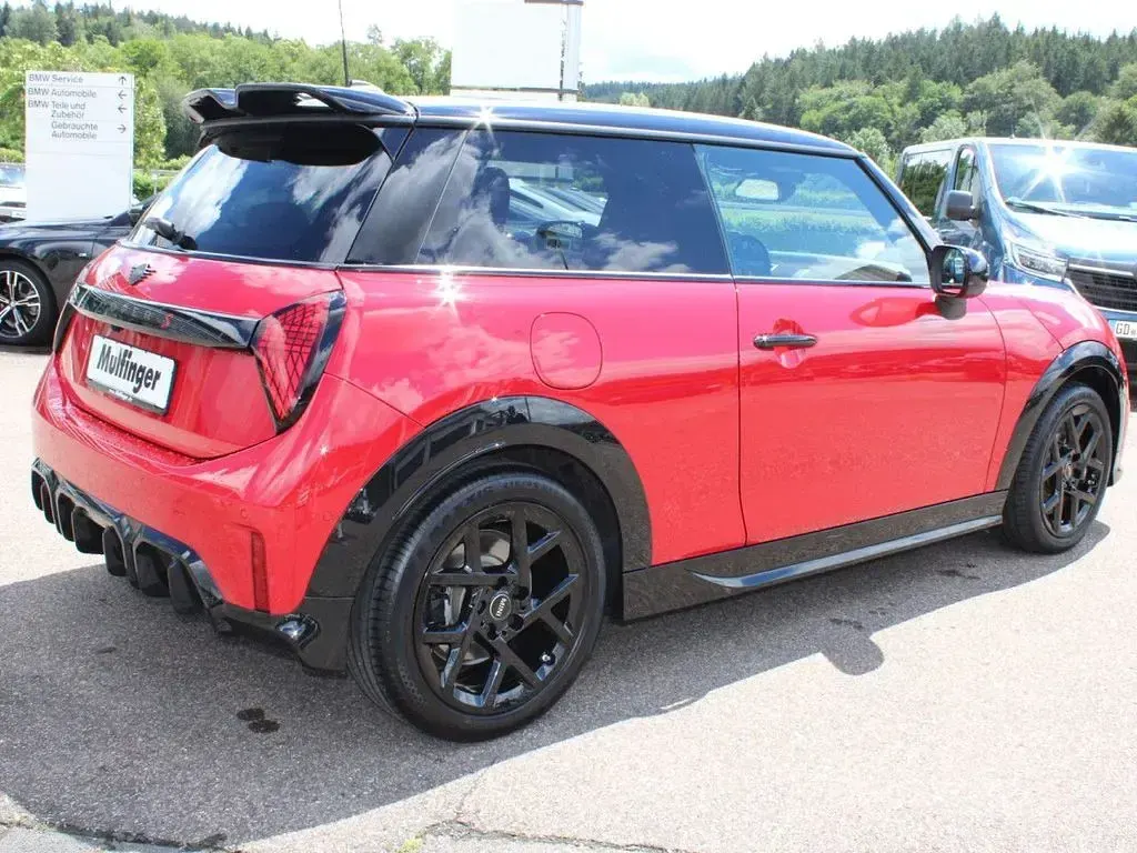Gebraucht Mini John Cooper Works 204 PS (150 kW) 2025 Rot Kleinwagen