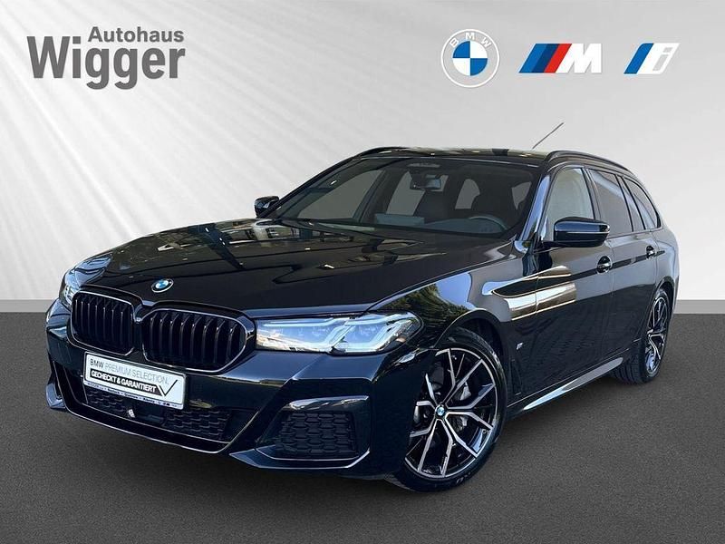 Schwarz Gebraucht 2022 BMW 530 M Sport Kombi | 42.900 € (Teuer) - Bild 1/4