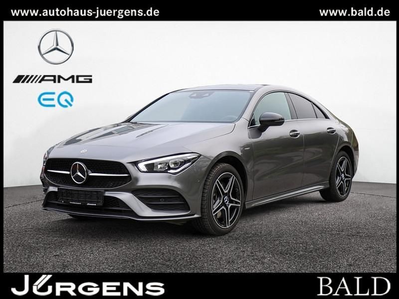 Metalliclack mountaingrau Gebraucht 2022 Mercedes CLA250e AMG Limousine | 34.490 € (Fairer Preis) - Bild 1/4