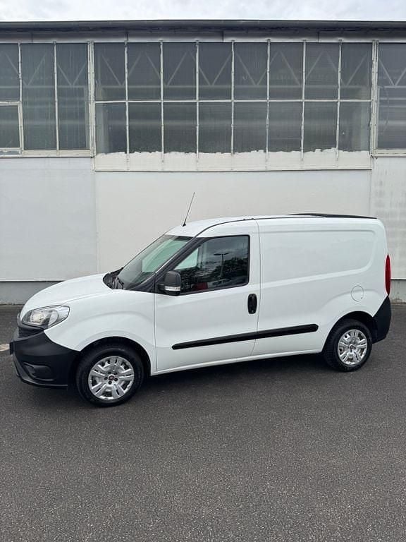 Gebraucht 2018 Fiat Doblò Van / Kleinbus | 7.500 € (Guter Preis) - Bild 1/4