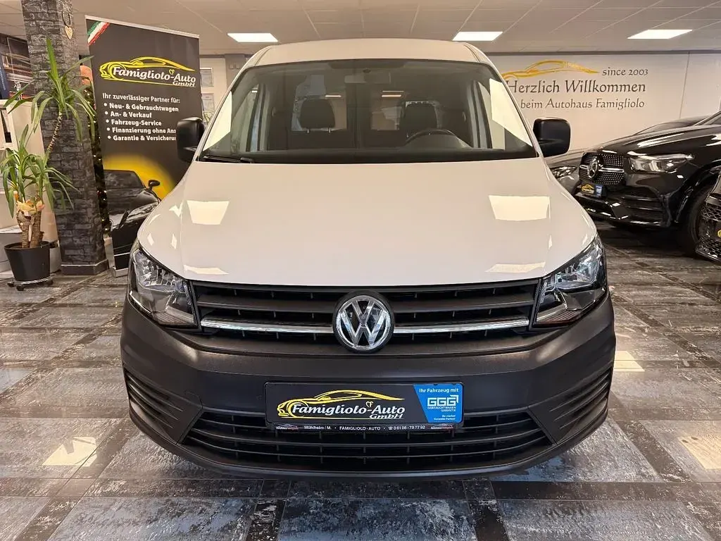 Gebraucht VW Caddy 102 PS (75 kW) 2017 Candyweiss Van / Kleinbus