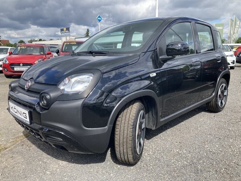 Schwarz Gebraucht 2023 Fiat Panda Cross Cross Kleinwagen | 12.989 € (Fairer Preis) - Bild 1/4