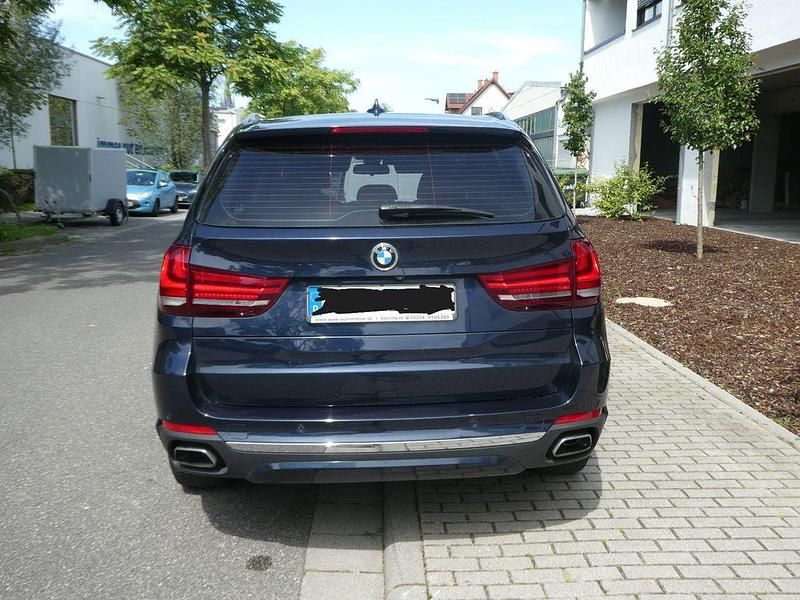 Second-hand BMW X5 313 CP (230 kW) 2017 Albastru SUV