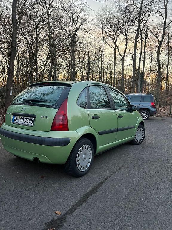 Gebraucht Citroën C3 73 PS (53 kW) 2003 Grün Limousine