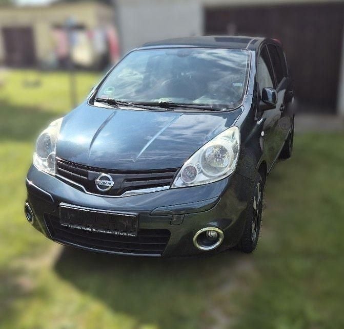 Blau Gebraucht 2013 Nissan Note I-Way Van / Kleinbus | 5.149 € (Fairer Preis) - Bild 1/4