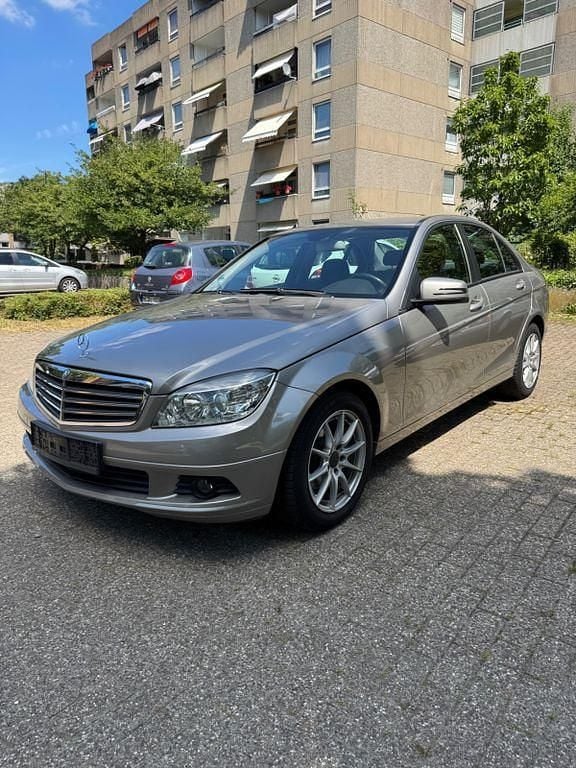 Beige Gebraucht 2008 Mercedes C180 Limousine | 4.980 € (Guter Preis) - Bild 1/4