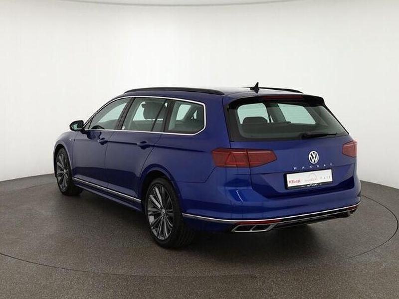 Gebraucht VW Passat R-line 190 PS (139 kW) 2019 Blau Kombi