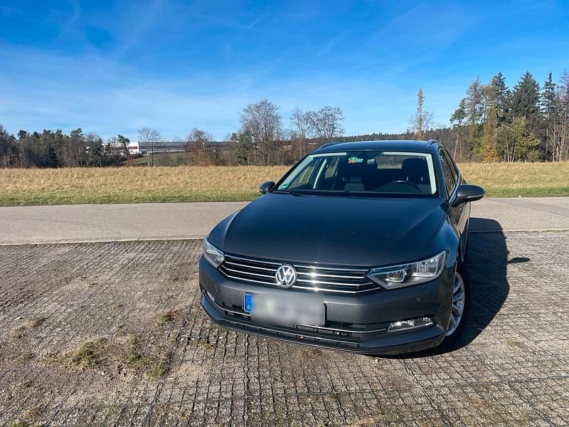Gebraucht VW Passat 150 PS (110 kW) 2016 Grau Kombi
