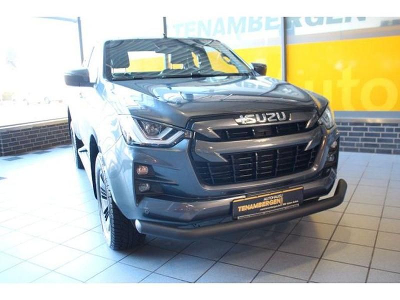 Gebraucht Isuzu D-Max 163 PS (119 kW) 2022 Grau (metallic) Pickup