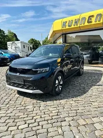 Neu Opel Frontera 110 PS (80 kW) 2026 Schwarz SUV
