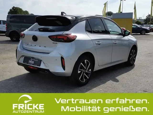 Gebraucht Opel Corsa 101 PS (74 kW) 2024 Silber Kleinwagen