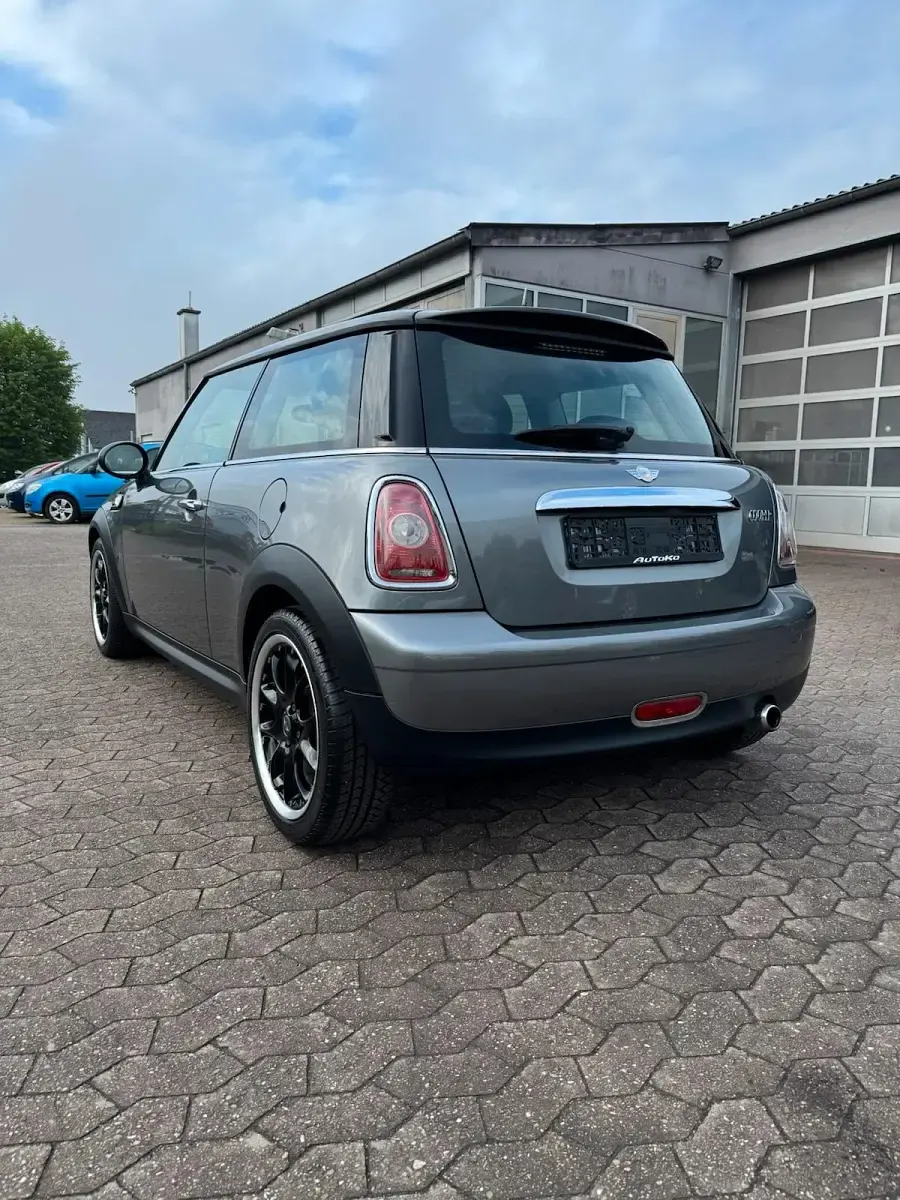 Używany Mini Cooper 120 KM (88 kW) 2009 Szary Hatchback