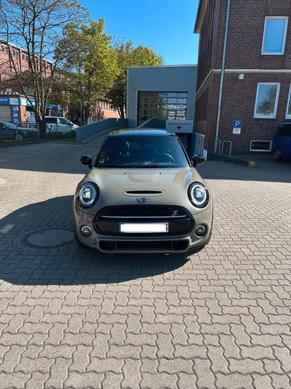 Grau Gebraucht 2019 Mini John Cooper Works Kleinwagen | 22.900 € (Guter Preis) - Bild 1/4