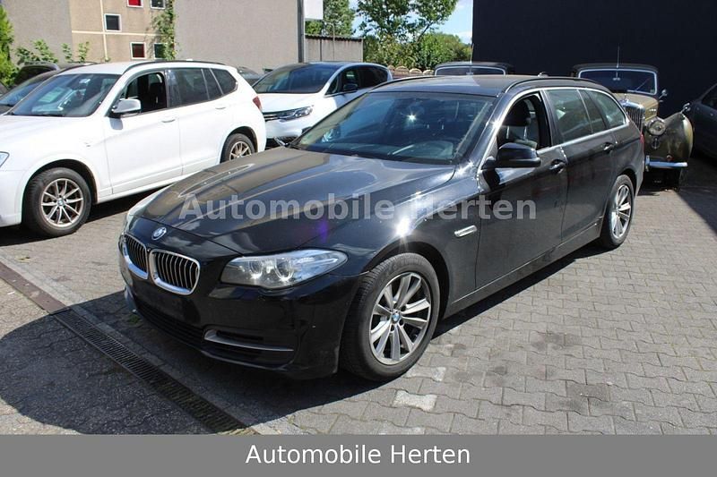 Schwarz Gebraucht 2016 BMW 520 Performance Kombi | 8.990 € (Superpreis) - Bild 1/4