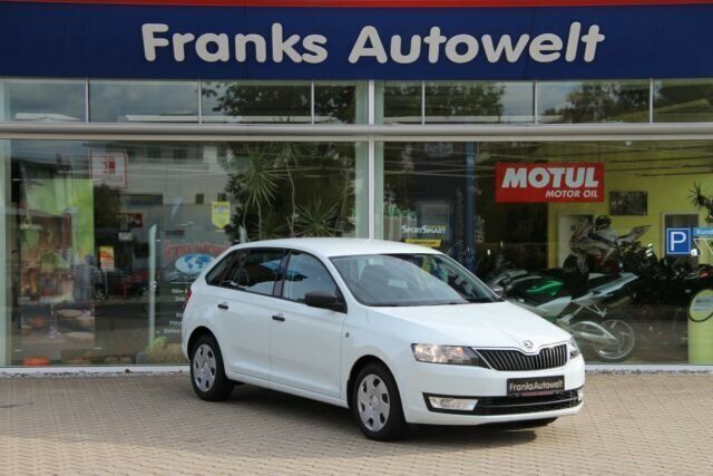 Weiß Gebraucht 2015 Skoda Rapid Cool Edition Kombi | 8.200 € (Fairer Preis) - Bild 1/4