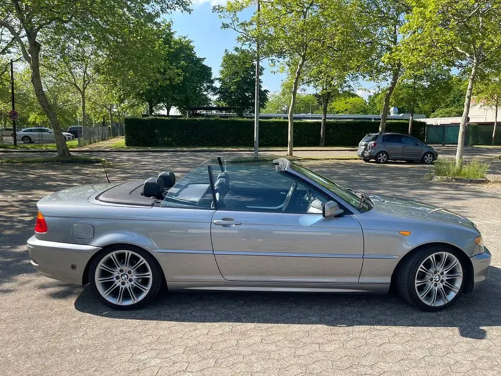Gebraucht BMW 318 Cabriolet Performance 143 PS (105 kW) 2004 Silber Cabrio