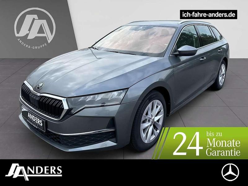 Graphitgrau Gebraucht 2024 Skoda Octavia Selection Kombi | 31.484 € (Guter Preis) - Bild 1/3
