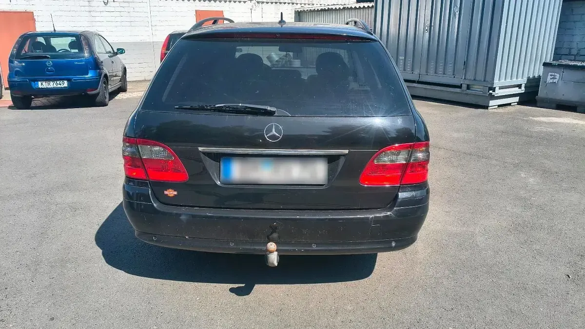 Gebraucht Mercedes E220 170 PS (125 kW) 2008 Schwarz Kombi