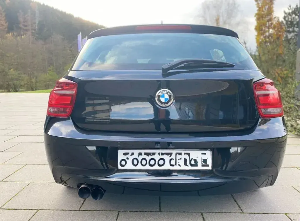Gebraucht BMW 120 Sport Line 184 PS (135 kW) 2011 Schwarz Kleinwagen