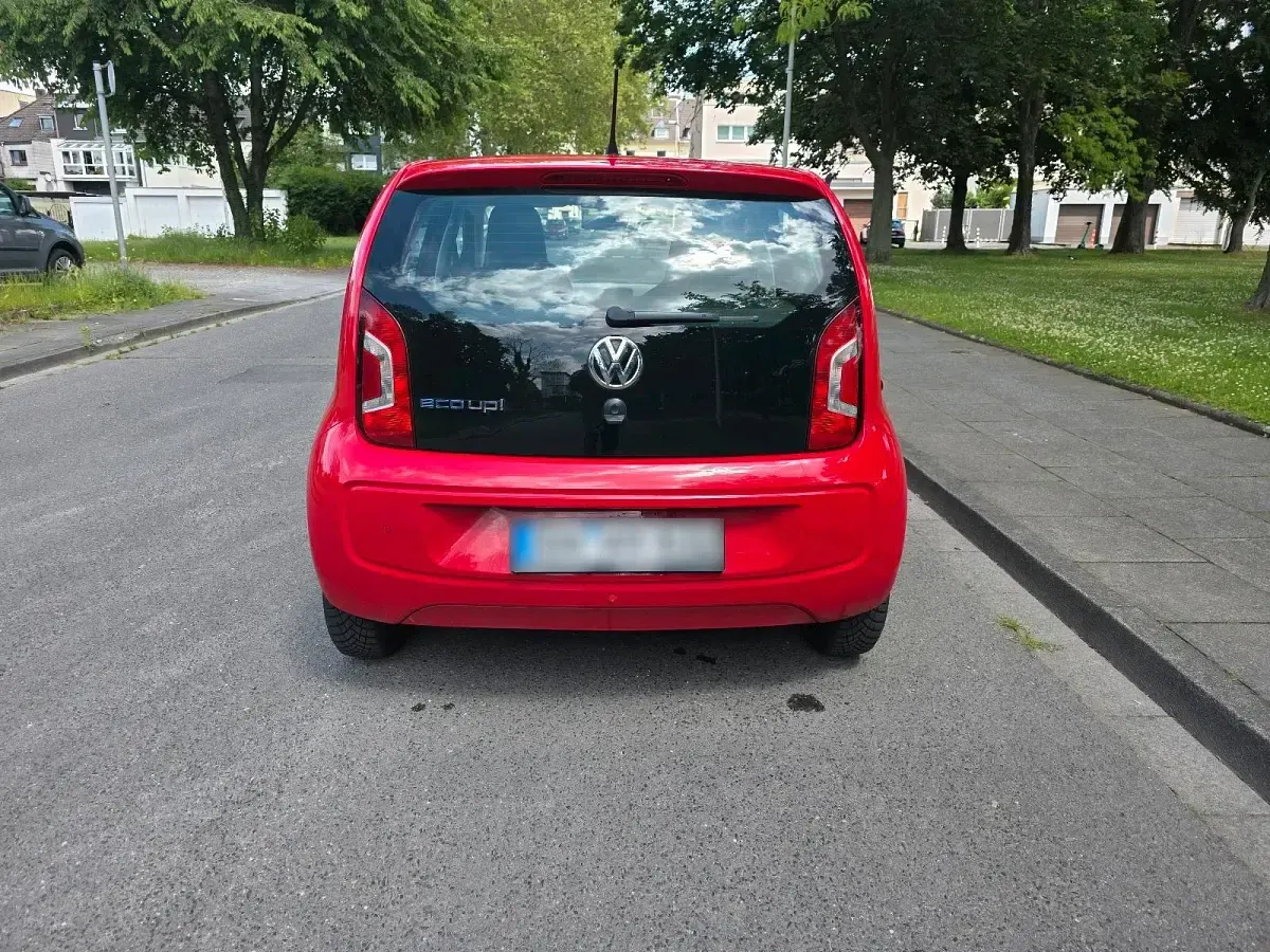 Gebraucht VW up! 68 PS (50 kW) 2013 Rot Kleinwagen