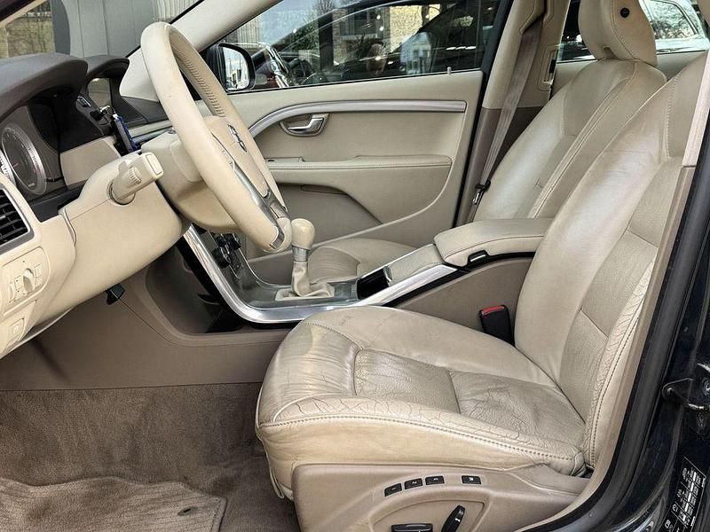 Gebraucht Volvo V70 179 PS (131 kW) 2012 Grau Kombi