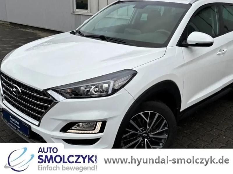 Weiss Gebraucht 2019 Hyundai Tucson Advantage SUV | 16.990 € (Guter Preis) - Bild 1/1