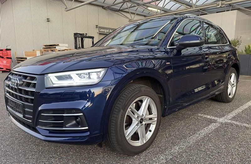 Blau Gebraucht 2021 Audi Q5 Sport SUV | 30.000 € (Superpreis) - Bild 1/4