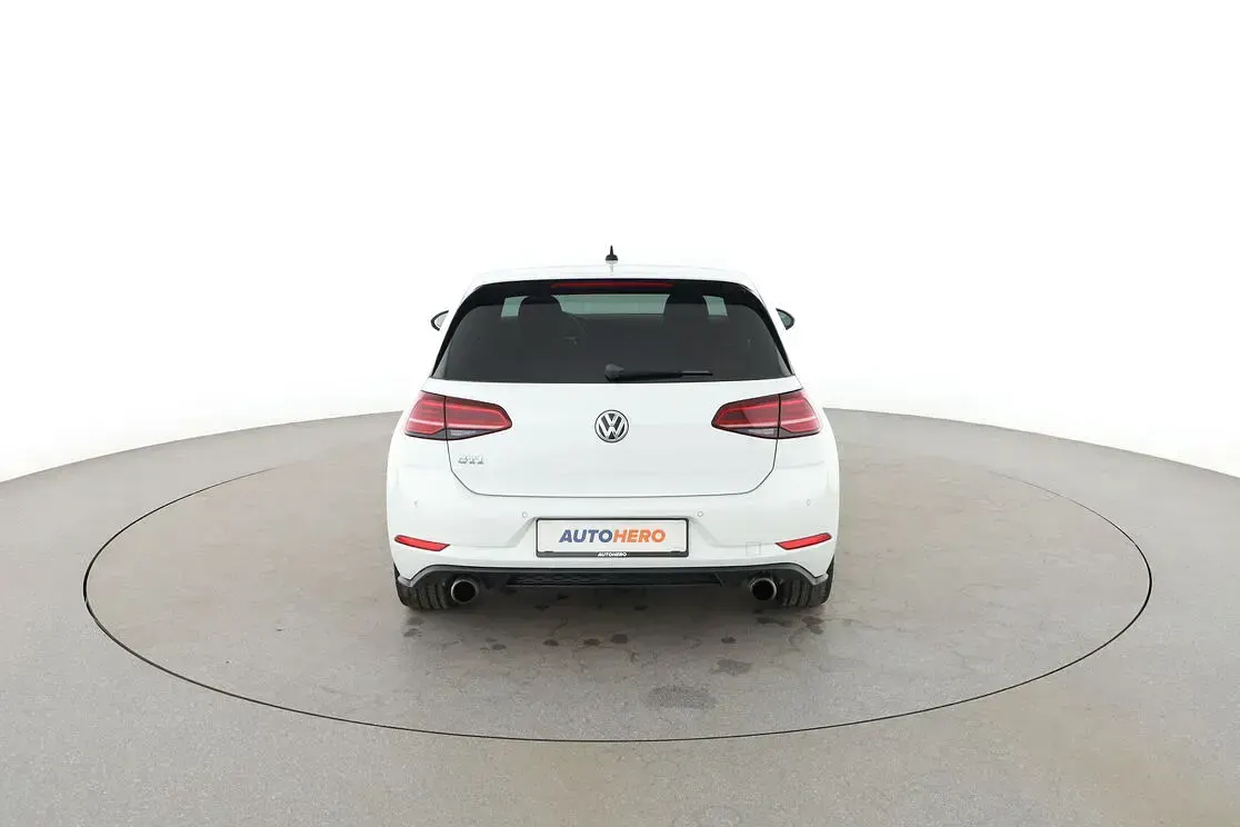 Gebraucht VW Golf VII GTI 230 PS (169 kW) 2017 Weiß Limousine