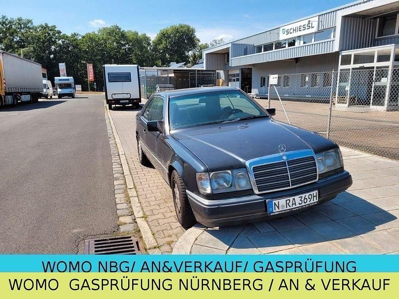 Schwarz Gebraucht 1992 Mercedes E300 Coupé | 12.999 € - Bild 1/4