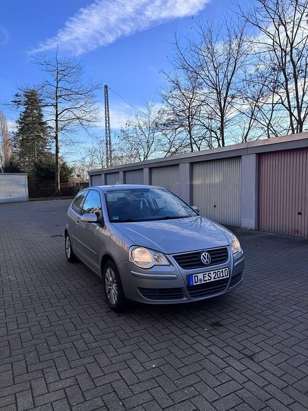 Silber Gebraucht 2007 VW Polo Limousine | 1.200 € (Superpreis) - Bild 1/4