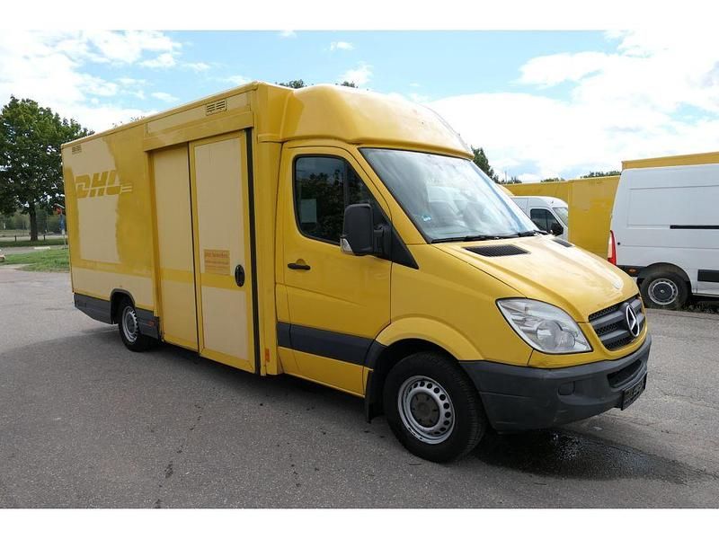 Gebraucht Mercedes Sprinter 95 PS (69 kW) 2011 Ginstergelb Van