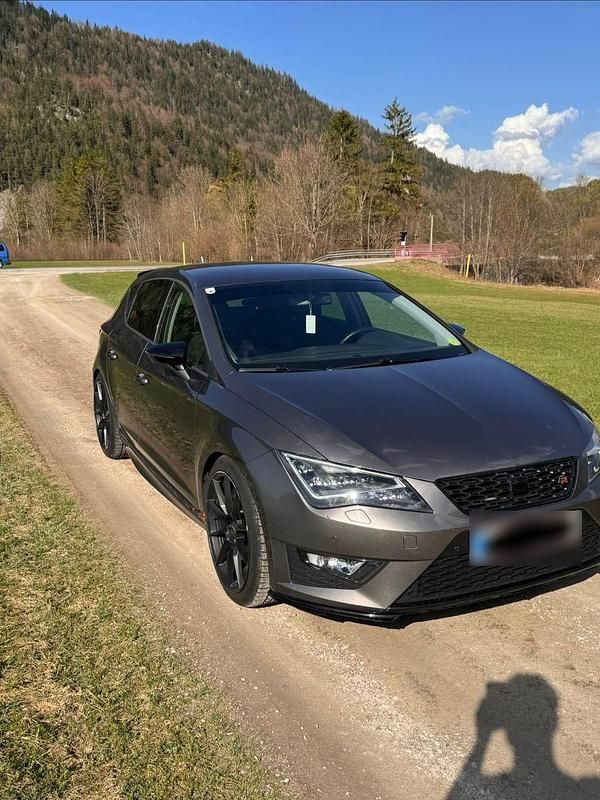 Second-hand Seat Leon I-Tech 125 CP (91 kW) 2015 Gri Berlinǎ