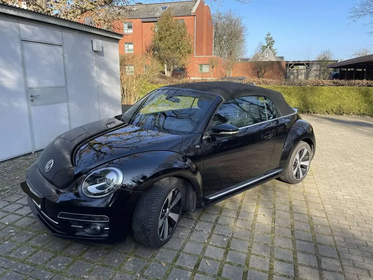 Gebraucht VW Beetle Cabriolet Sound 150 PS (110 kW) 2017 Schwarz Cabrio
