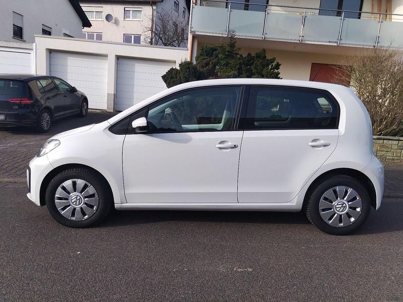 Gebraucht VW up! move up! 60 PS (44 kW) 2019 Weiß Kleinwagen