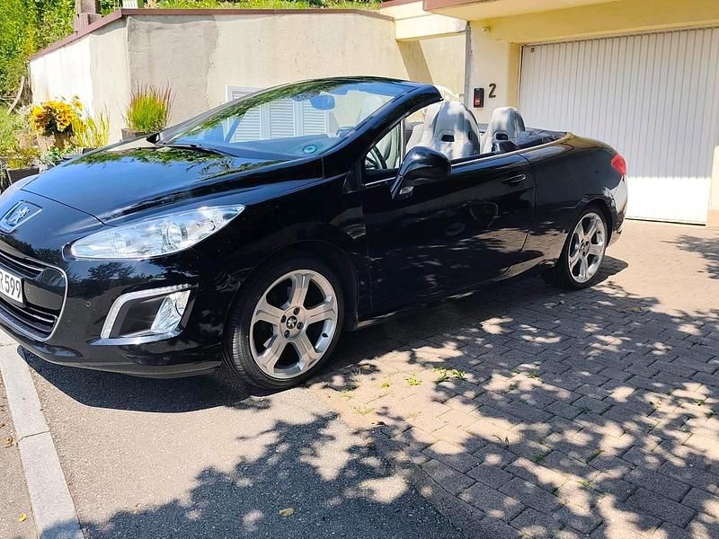 Schwarz Gebraucht 2013 Peugeot 308 CC Cabrio | 7.950 € - Bild 1/4