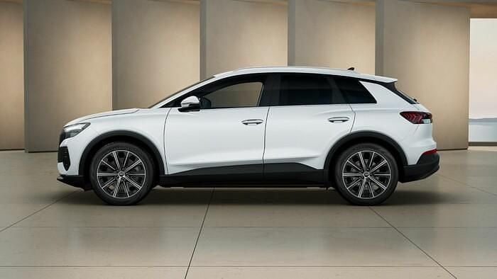 Gebraucht Audi Q4 e-tron Ambiente 210 kW (286 PS) 2025 Gletscherweiss SUV