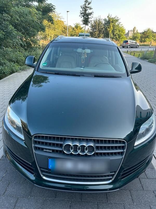 Grün Gebraucht 2008 Audi Q7 SUV | 10.500 € - Bild 1/4
