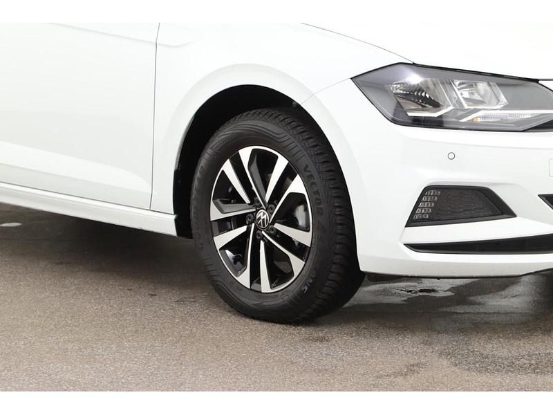 Gebraucht VW Polo United 95 PS (69 kW) 2021 Weiß Limousine