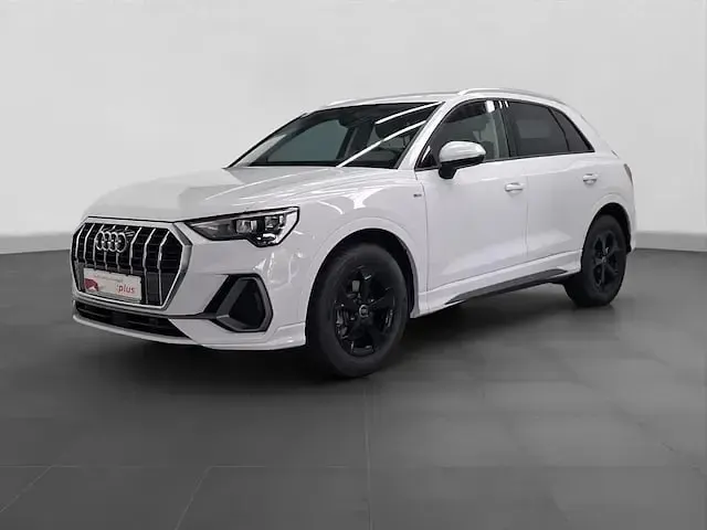 Gebraucht Audi Q3 Comfort 150 PS (110 kW) 2026 Gletscherweiß metallic SUV