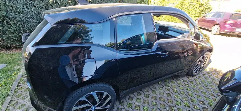 Second-hand BMW i3 125 kW (170 CP) 2017 Negru Hatchback