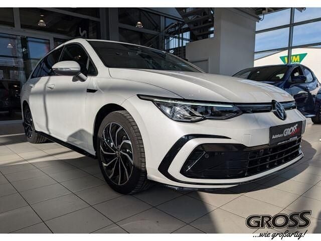 Gebraucht VW Golf VIII R-line 150 PS (110 kW) 2024 Oryxweiß perlmutteffekt Kombi