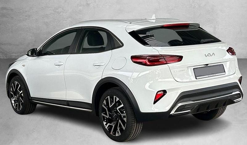 Neu Kia XCeed Vision 150 PS (110 kW) 2025 Weiß SUV