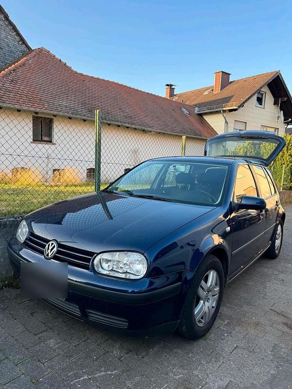Blau Gebraucht 2001 VW Golf IV Coupé | 700 € (Guter Preis) - Bild 1/4