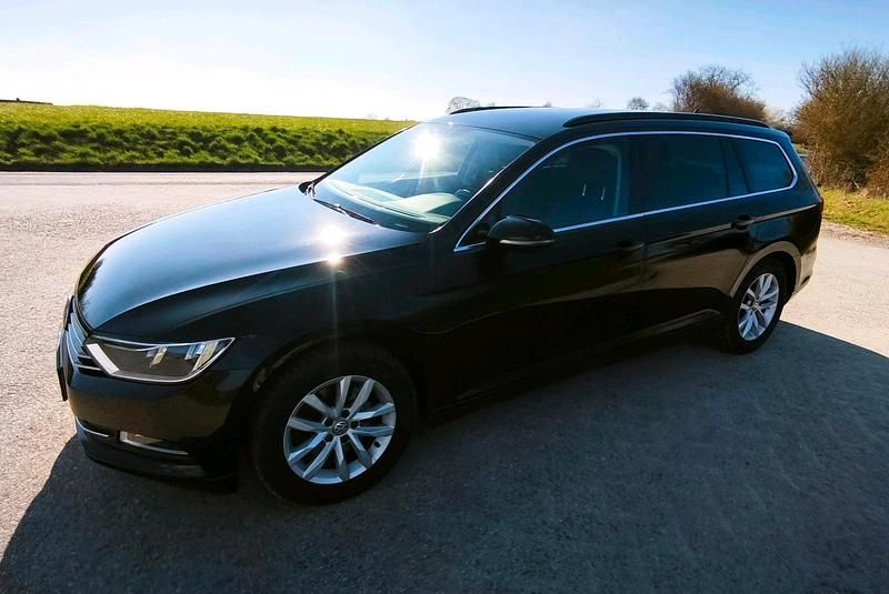 Gebraucht VW Passat Comfortline 150 PS (110 kW) 2015 Schwarz Kombi