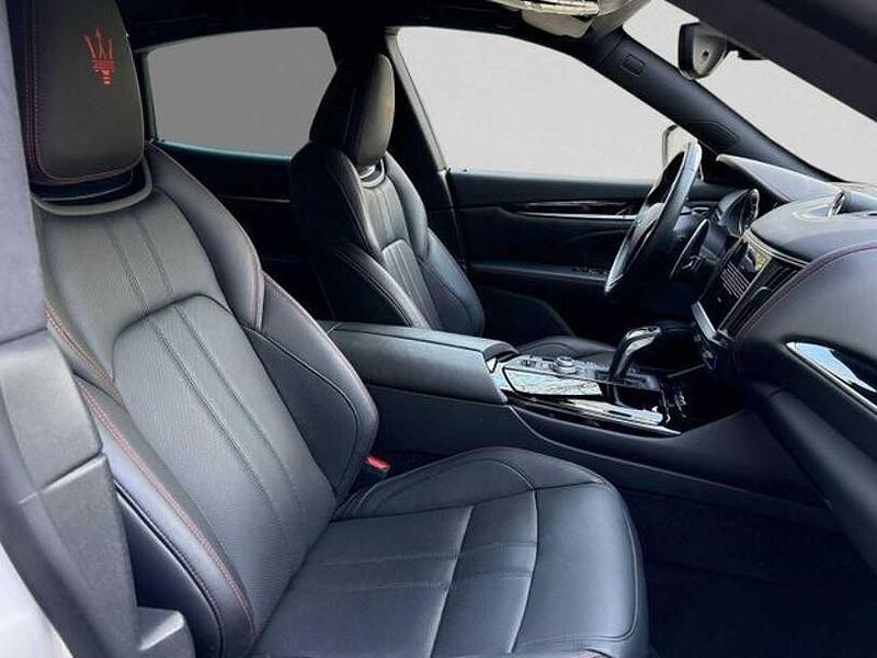 Gebraucht Maserati Levante 350 PS (257 kW) 2022 Weiß (bianco) SUV